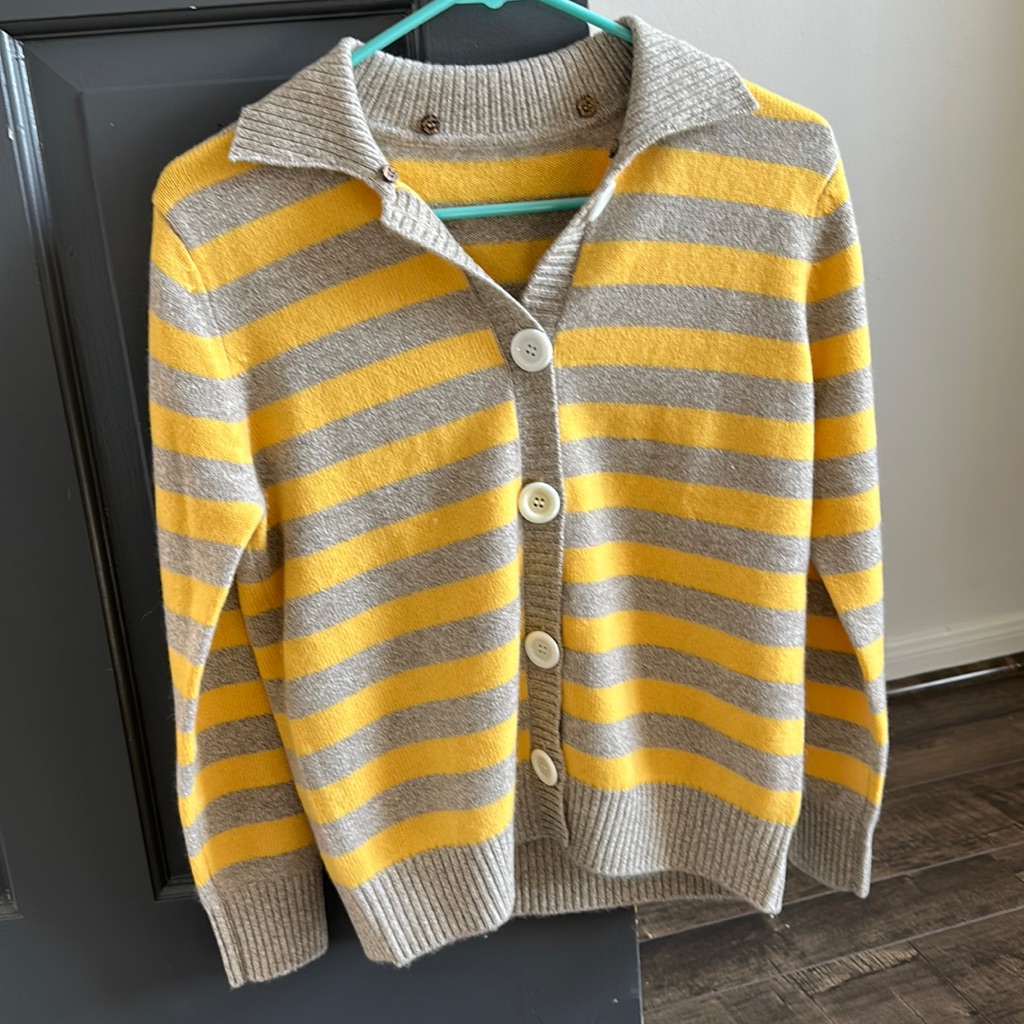 Brand New 100 Cashmere Cardigan